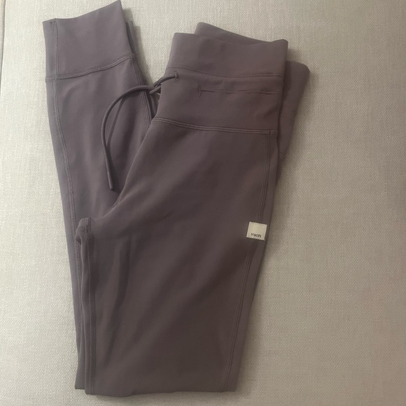 Vuori Daily Legging - Picture 4 of 6